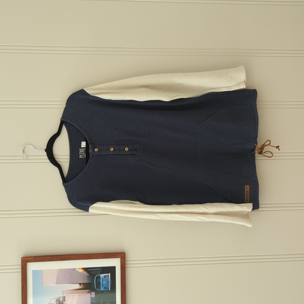 Plenty Humanwear blue and white sweater in medium